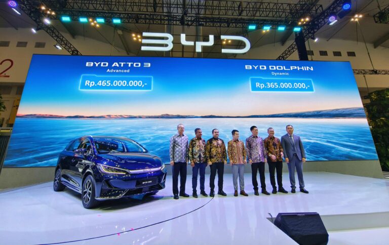 BYD M6, MPV Listrik Pertama di Indonesia Resmi Debut di GIIAS 2024