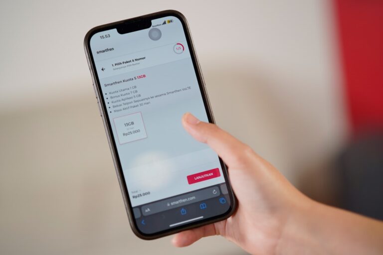 Smartfren Keluarkan eSIM Terjangkau, Kuota Melimpah Seharian Mulai Rp25 Ribu