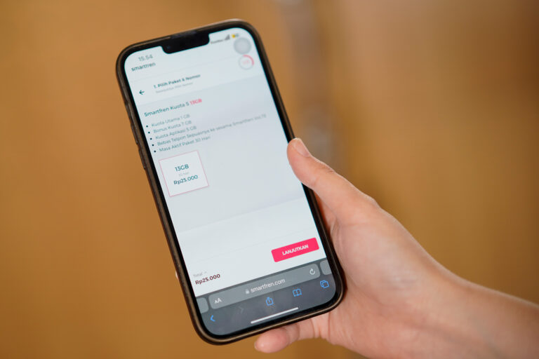 Smartfren Luncurkan eSIM Kuota S dengan Harga Terjangkau