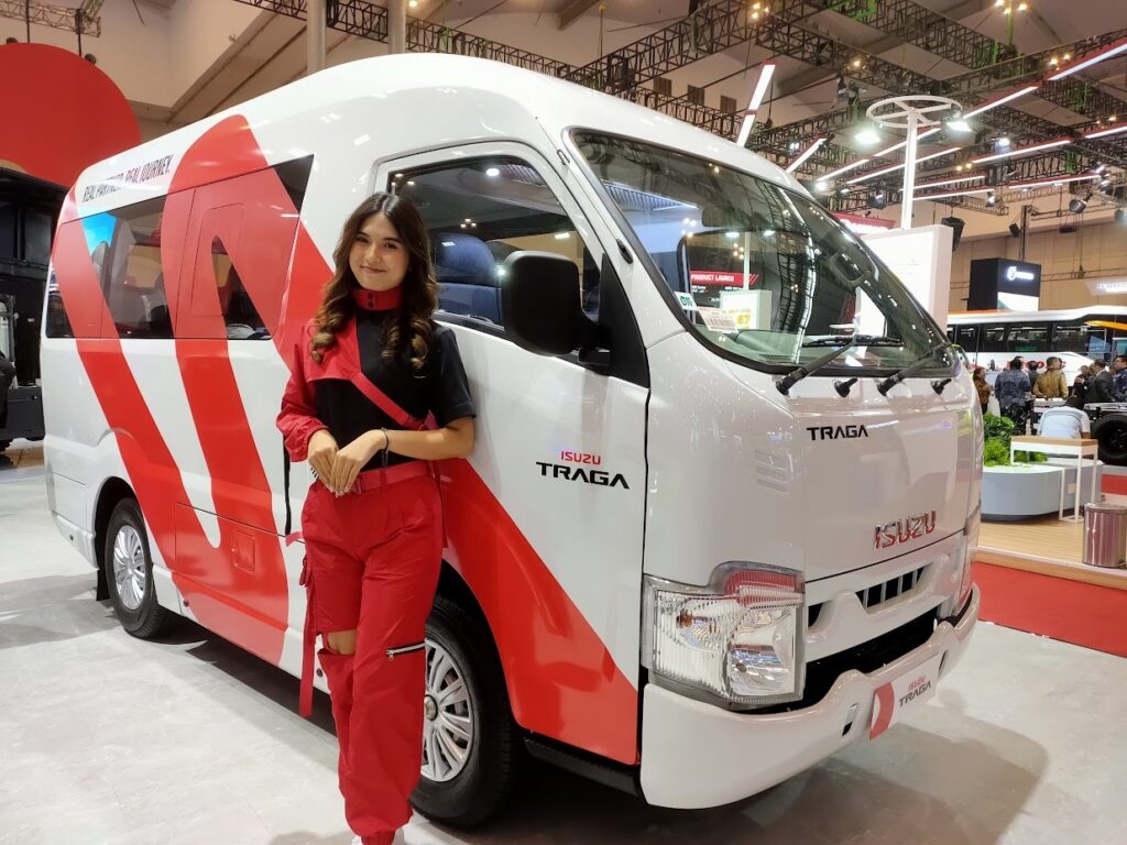 Isuzu Traga