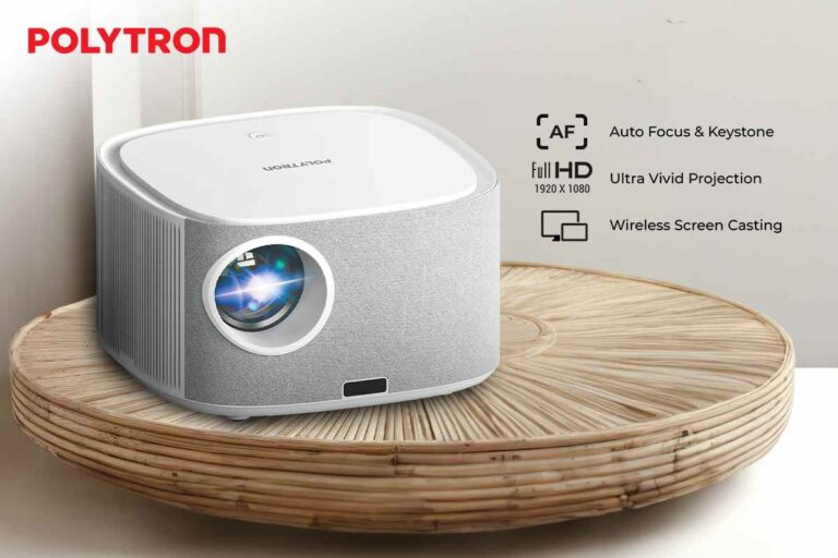 Smart Projector Polytron Sulap Ruang Tamu jadi Pusat Hiburan Keluarga, Harga Cuma Rp3 Jutaan