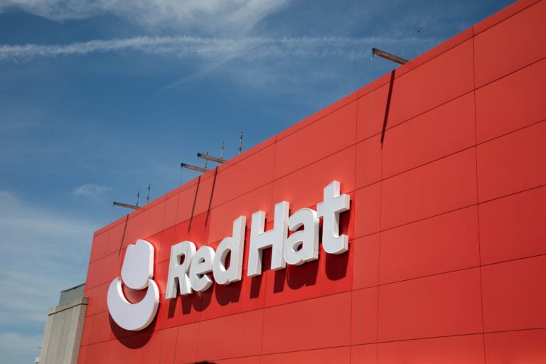 Red Hat Tawarkan Layanan dengan Potongan Harga Menarik Hingga 31 Agustus 2024