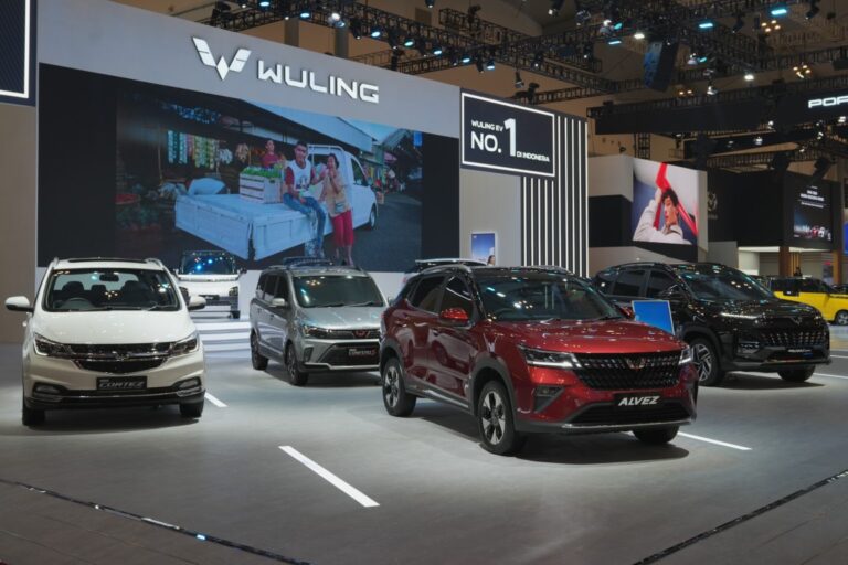 HUT ke-7 di GIIAS 2024, Cek Promo Apa Saja di Booth Wuling Motors