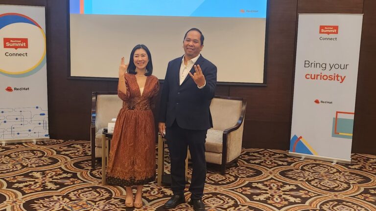 Red Hat Berikan Penghargaan ke BNI 46 dan Gudang Garam