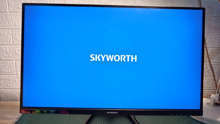 Review Skyworth F27G4C, Fleksibel untuk Gaming dan Kerja