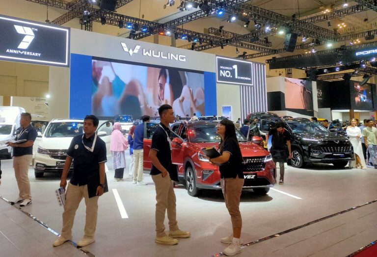 Rayakan HUT RI ke-79, Wuling Motors Hadirkan Promo Spesial Mobil EV dan ICE Selama Bulan Agustus