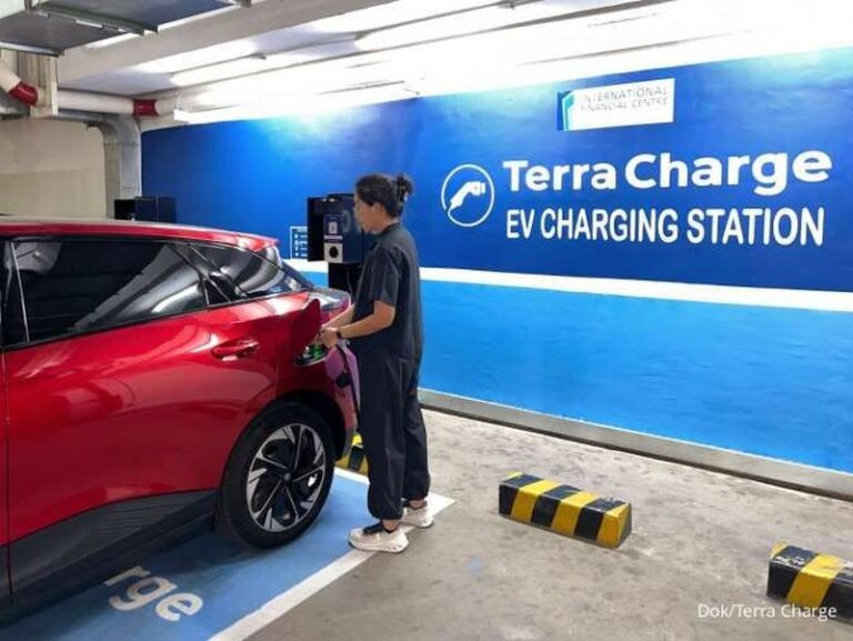 Hadirkan Layanan SPKLU di 2 Lokasi Baru, Terra Charge dan Keppel Bermitra untuk Mendorong Adopsi Kendaraan Listrik di Jakarta