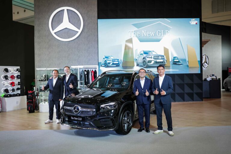 The New GLB 200 AMG Line, Compact SUV Mercy Sedot Perhatian Pengunjung di GJAW 2024