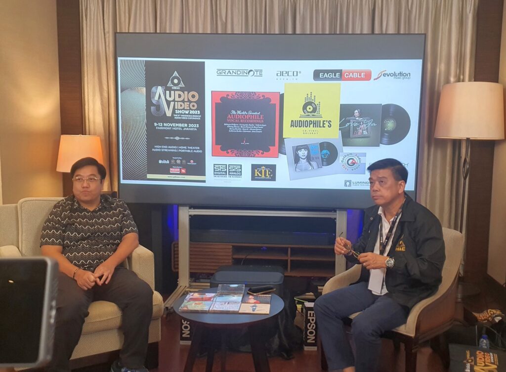 Foto 3 Sesi Talkshow dengan para audiophile