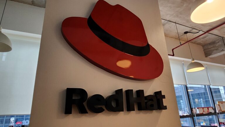 Red Hat Tekankan Bahwa Masa Depan AI Berada pada Teknologi Open Source