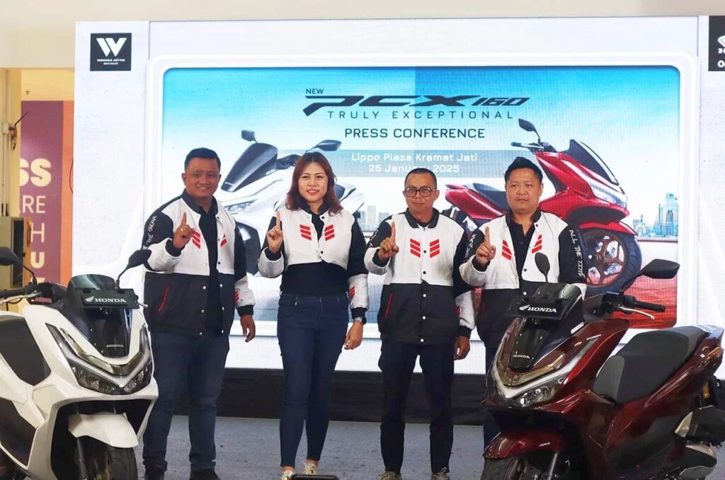 New Honda PCX 160 01
