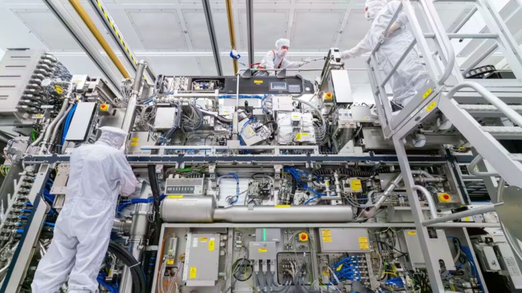 ASML 01