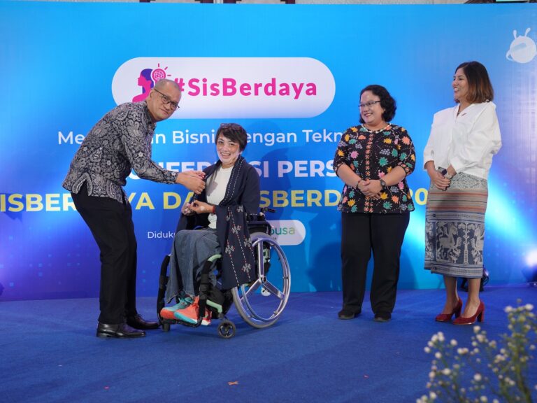 Program SisBerdaya 2025 Resmi Dibuka, Upaya DANA dan Ant International Dorong UMKM Perempuan Makin Tangguh Lewat Teknologi