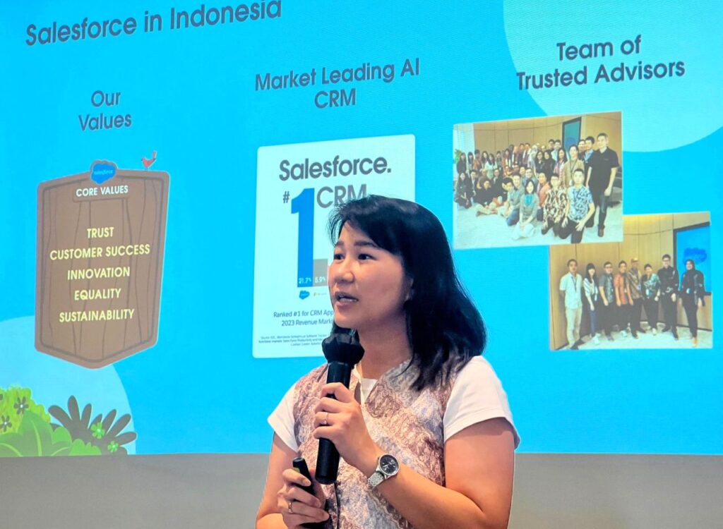 Salesforce FSI Media Briefing 05