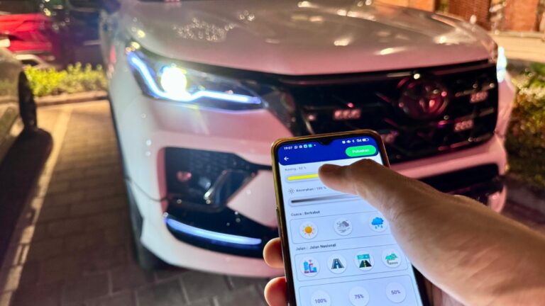 Autovision Hadirkan Dakar Carbon RSi, Headlamp Bi-LED yang Bisa Dikontrol Smartphone
